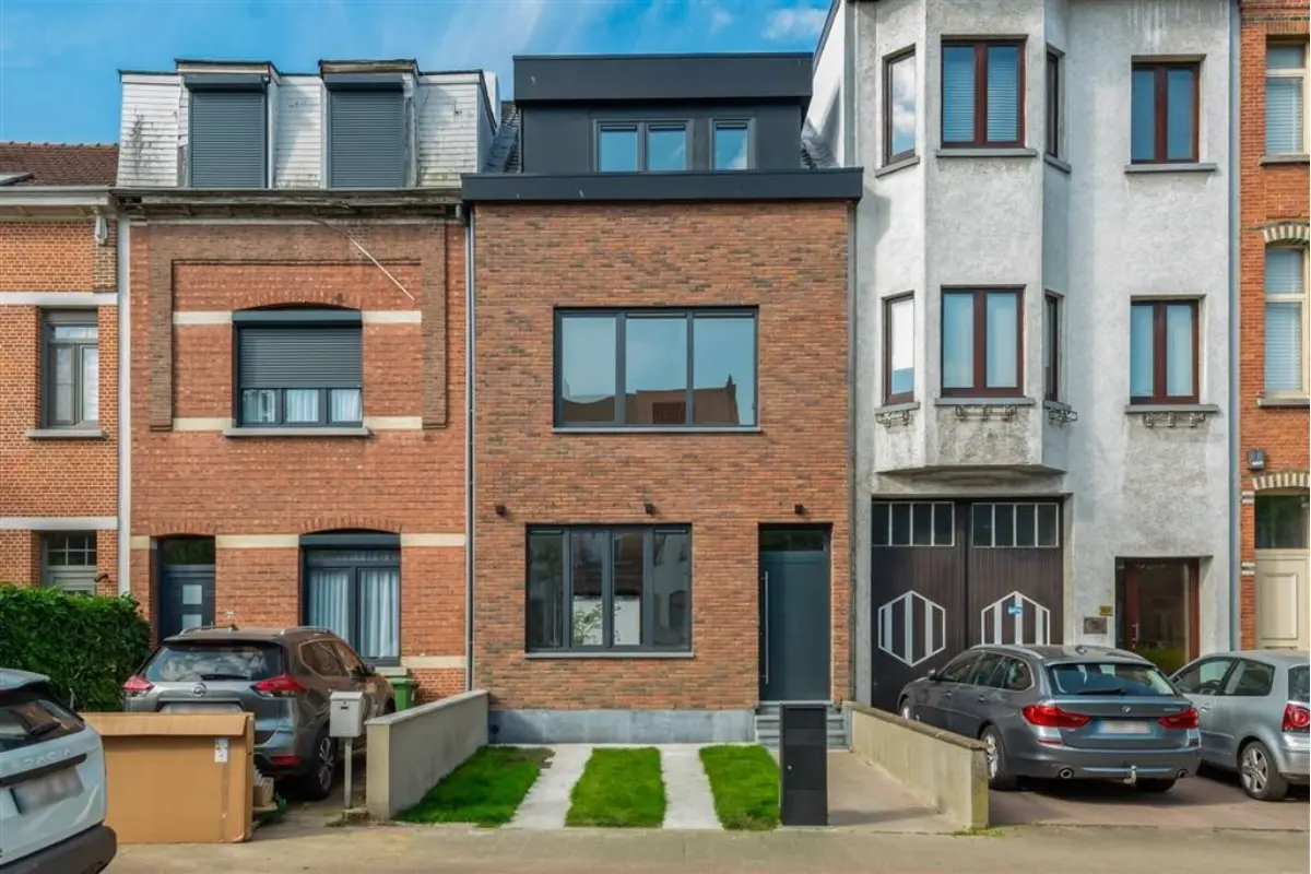 Huis te  koop in Schoten 2900 580000.00€ 4 slaapkamers 190.00m² - Zoekertje 719309