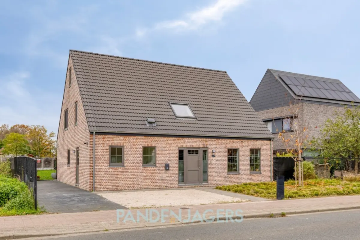 Huis te  koop in Duffel 2570 749000.00€ 6 slaapkamers 248.00m² - Zoekertje 670879