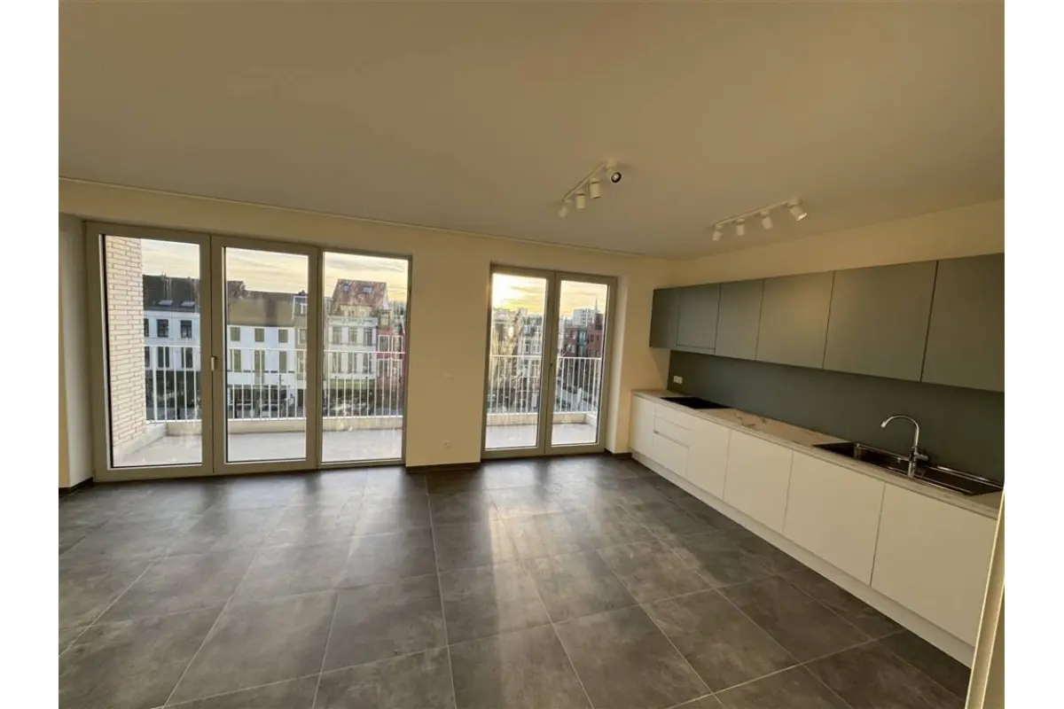 Appartement te  huur in Antwerpen 2060 1075.00€ 2 slaapkamers 68.00m² - Zoekertje 669696