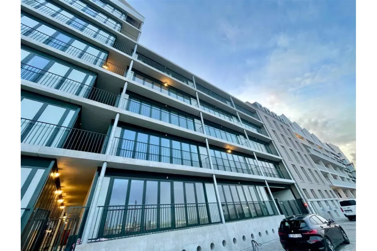 Appartement te  huur in Antwerpen 2060 1100.00€ 2 slaapkamers 65.00m² - Zoekertje 669697