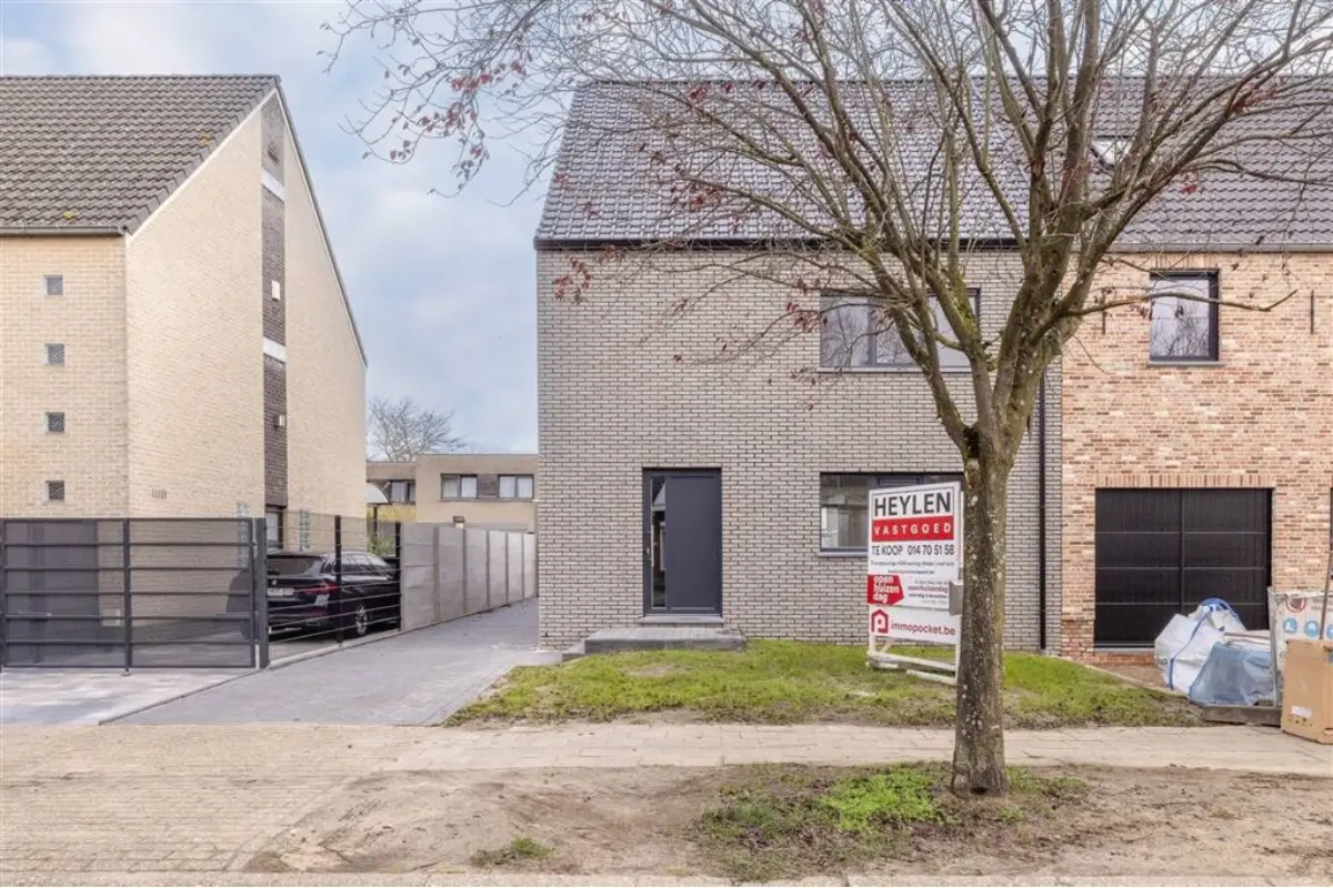 Huis te  koop in Herentals 2200 545000.00€ 4 slaapkamers 206.00m² - Zoekertje 669255