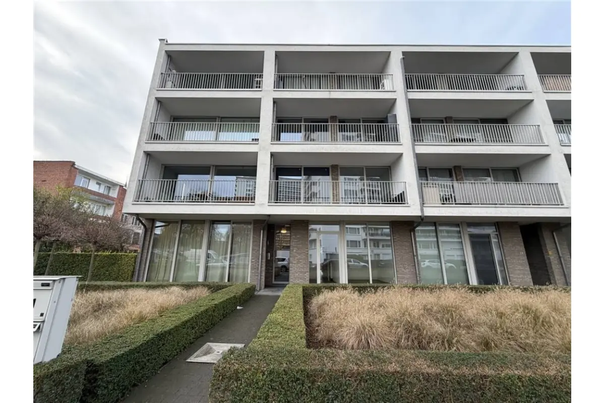 Benedenverdieping te  huur in Hoboken 2660 1050.00€ 2 slaapkamers 78.00m² - Zoekertje 669698