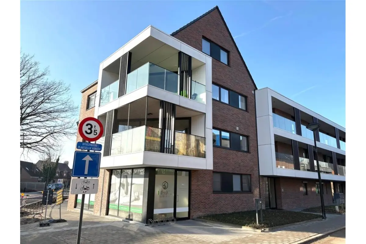 Appartement te  huur in Wuustwezel 2990 1100.00€ 2 slaapkamers 102.99m² - Zoekertje 669297