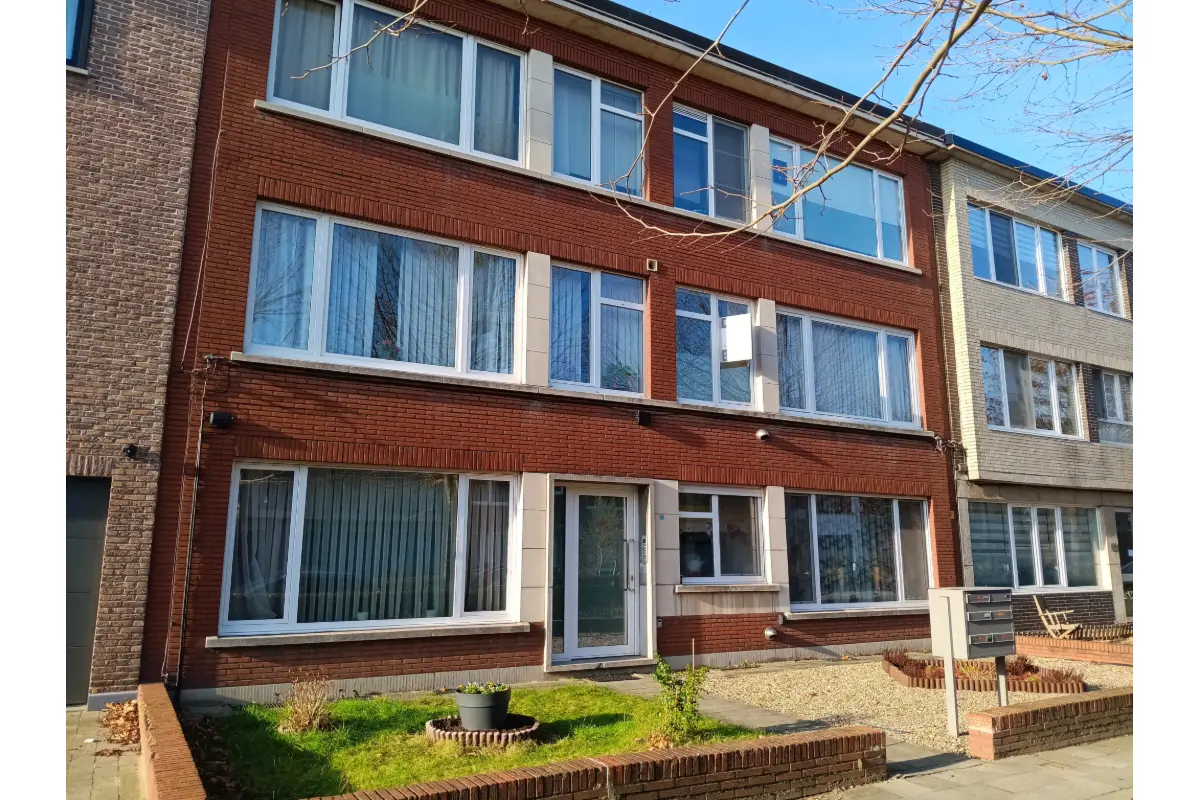 Appartement te  huur in Borsbeek 2150 775.00€ 2 slaapkamers 75.00m² - Zoekertje 669583