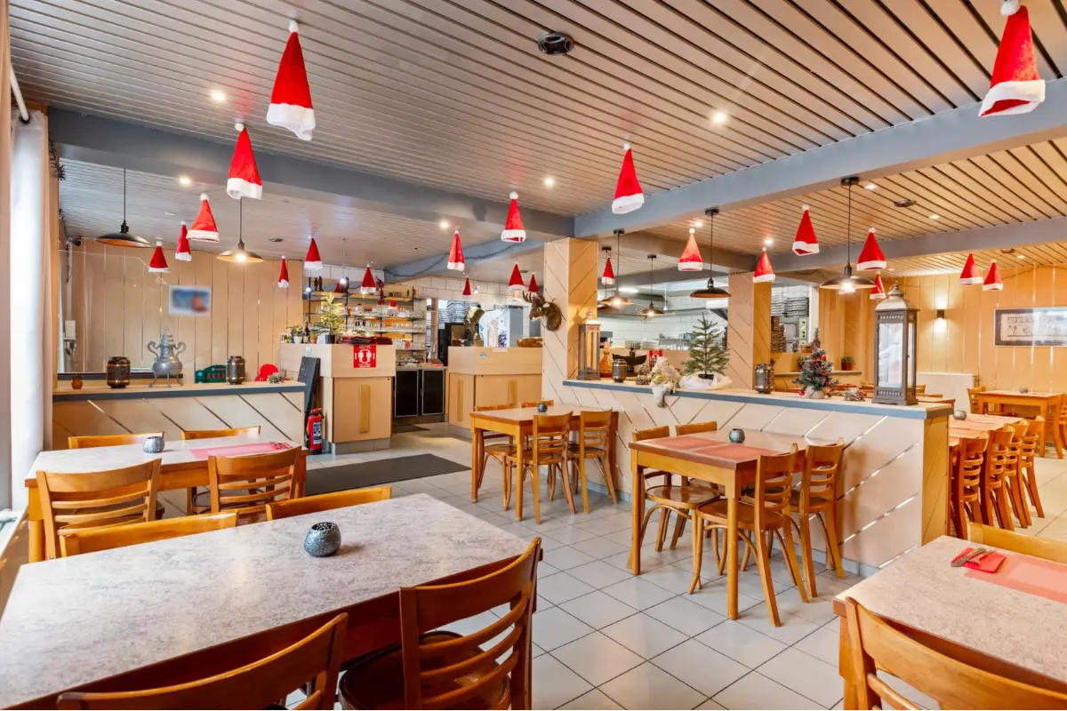 Handelszaak te  in Brecht 2960 399000.00€ 2 slaapkamers 271.00m² - Zoekertje 671660