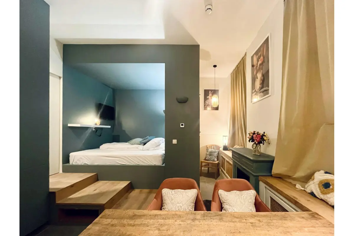 Appartement te  huur in Mechelen 2800 1100.00€  slaapkamers m² - Zoekertje 673359