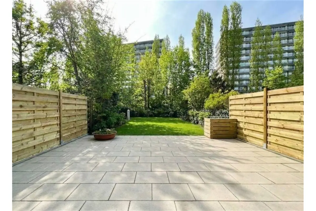 Appartement te  koop in Berchem 2600 499000.00€ 2 slaapkamers 125.00m² - Zoekertje 674414