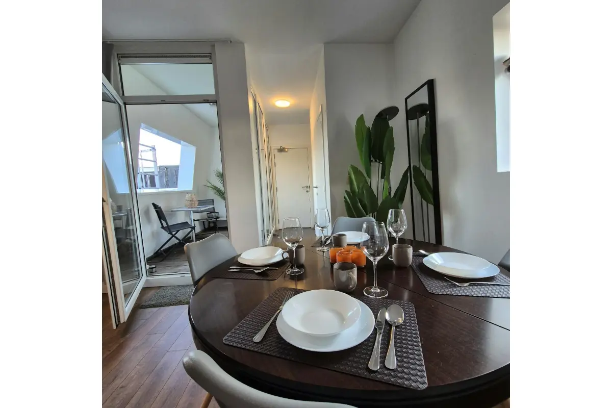 Appartement te  huur in Antwerpen 2060 1150.00€  slaapkamers m² - Zoekertje 673368