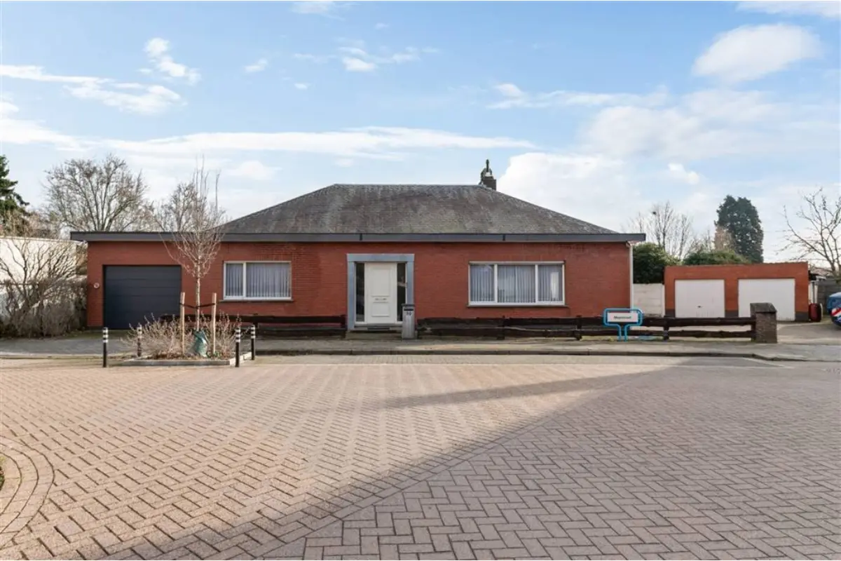 Huis te  koop in Hove 2540 495000.00€ 3 slaapkamers 142.00m² - Zoekertje 674062