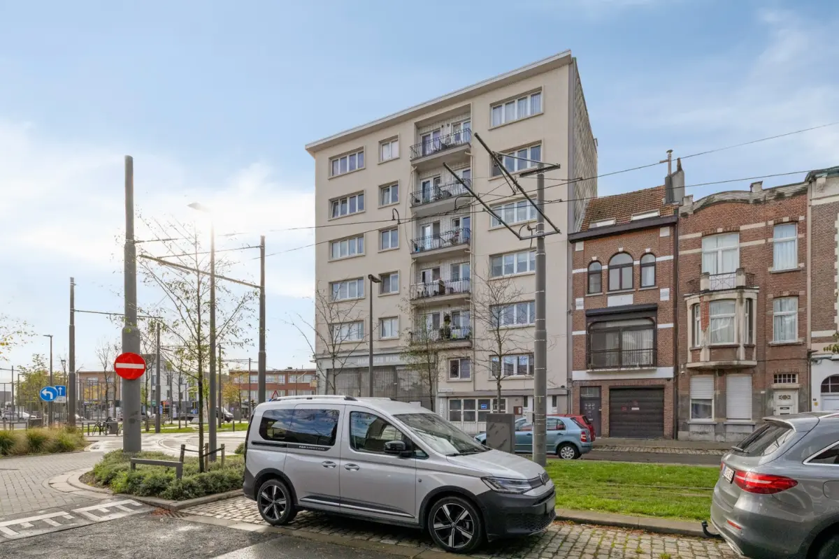 Appartement te  koop in Merksem 2170 180000.00€ 2 slaapkamers 85.00m² - Zoekertje 675054