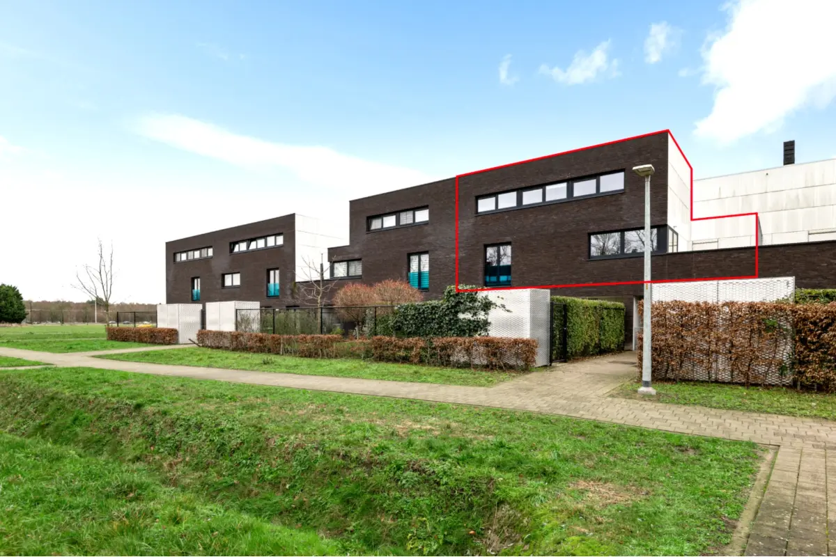 Appartement te  koop in Wijnegem 2110 319900.00€ 3 slaapkamers 125.00m² - Zoekertje 675628