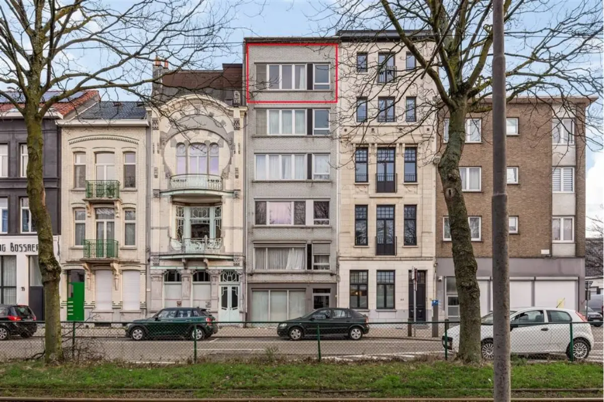 Appartement te  koop in Borgerhout 2140 205000.00€ 2 slaapkamers 82.00m² - Zoekertje 675185