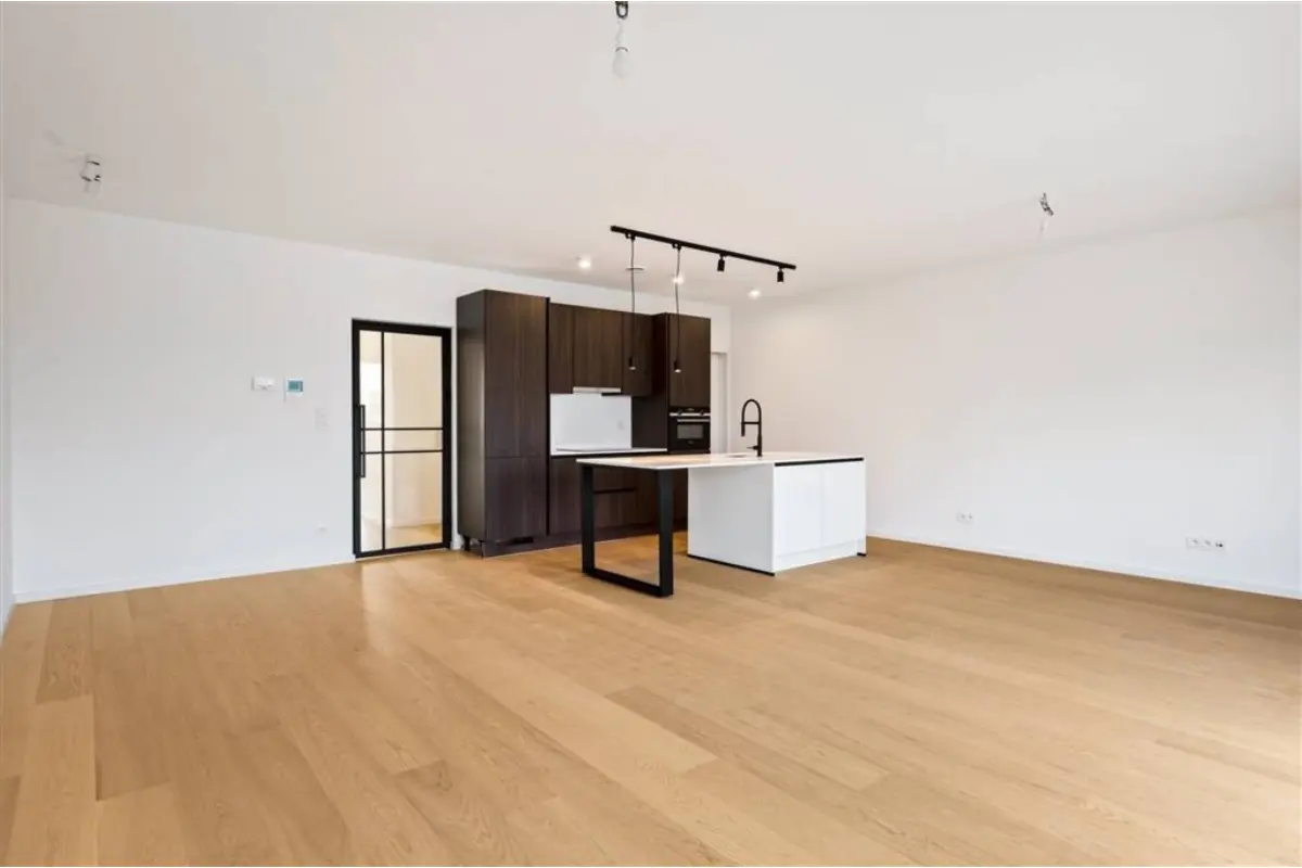 Appartement te  koop in Merksem 2170 320000.00€ 2 slaapkamers 88.00m² - Zoekertje 675554