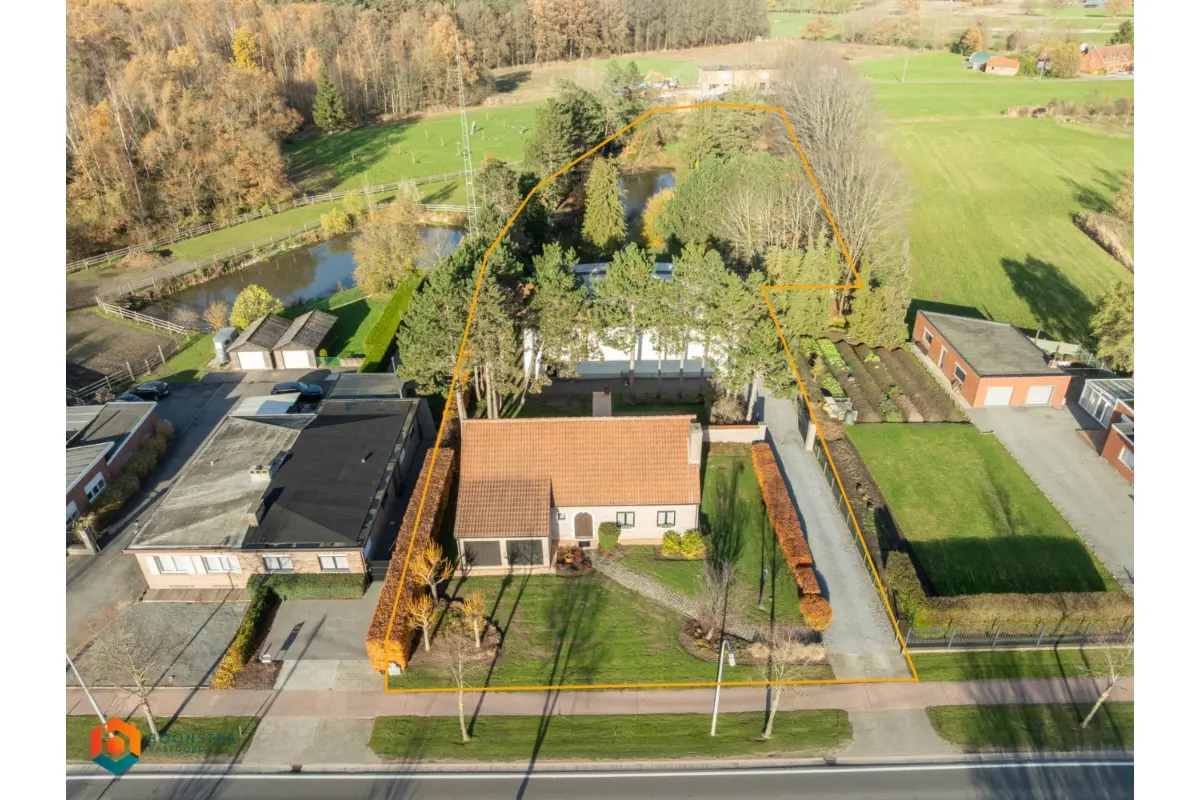 Huis te  koop in Beerzel 2580 845000.00€ 4 slaapkamers 221.00m² - Zoekertje 675052