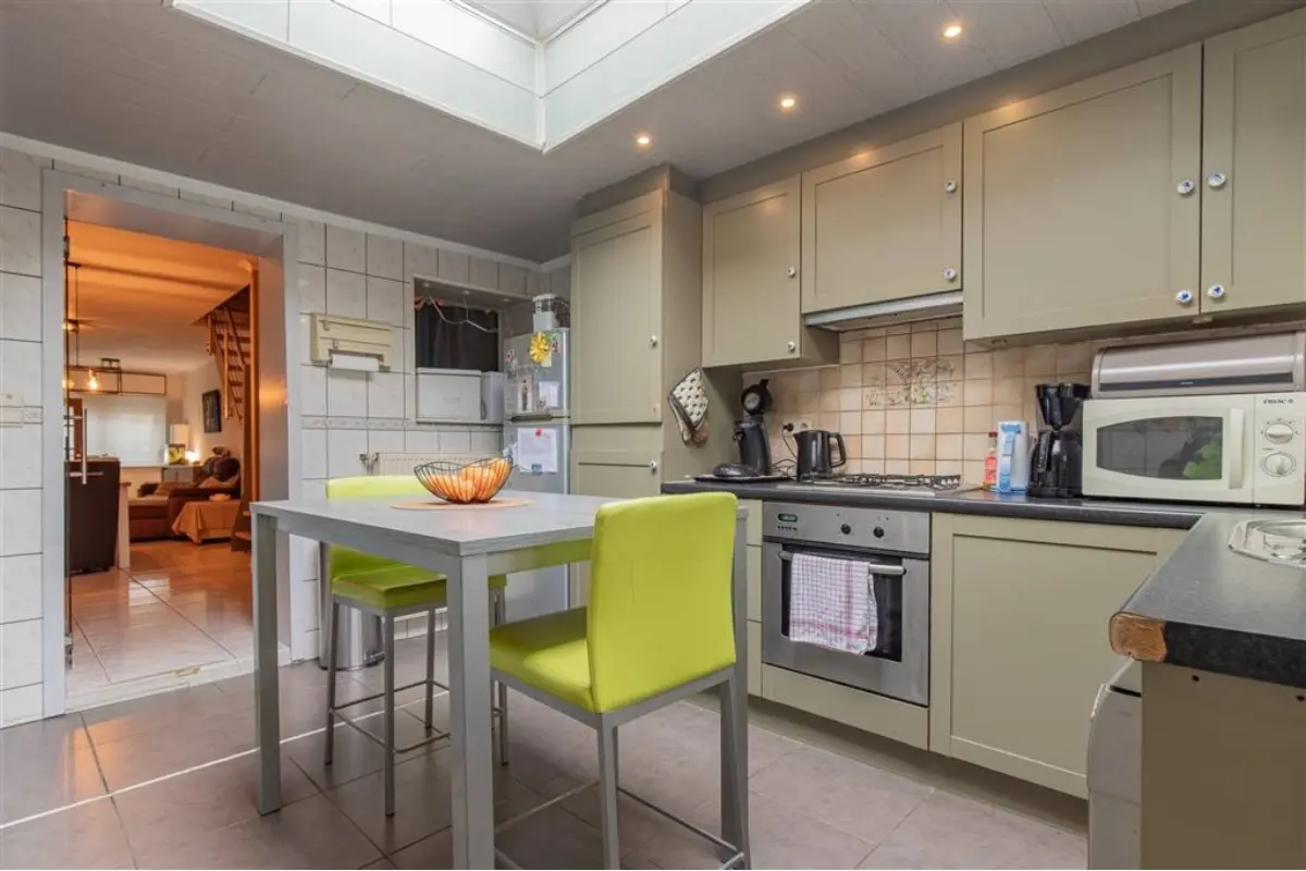 Huis te  koop in Boom 2850 259000.00€ 3 slaapkamers 130.00m² - Zoekertje 676475