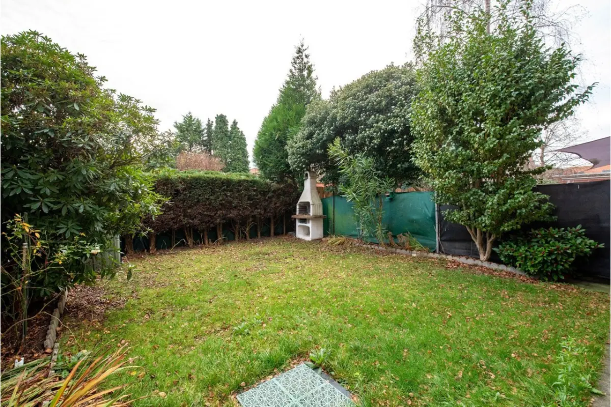 Appartement te  huur in Hoboken 2660 700.00€ 1 slaapkamers 51.00m² - Zoekertje 676325