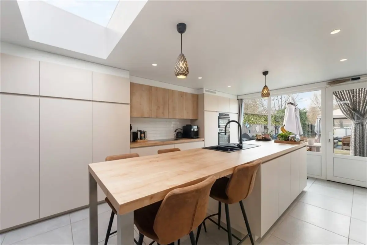 Huis te  koop in Balen 2490 319000.00€ 3 slaapkamers 174.00m² - Zoekertje 676091