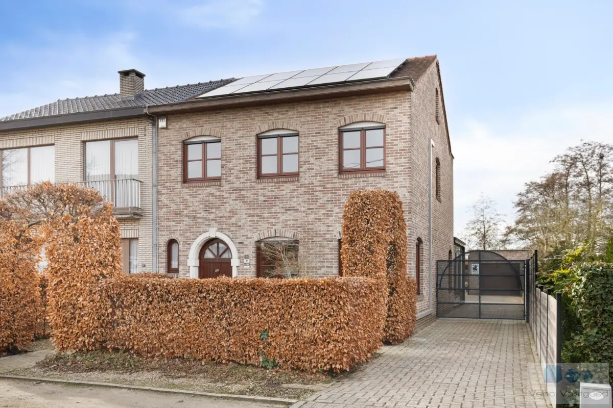 Huis te  koop in Beerzel 2580 485000.00€ 4 slaapkamers 223.00m² - Zoekertje 676057