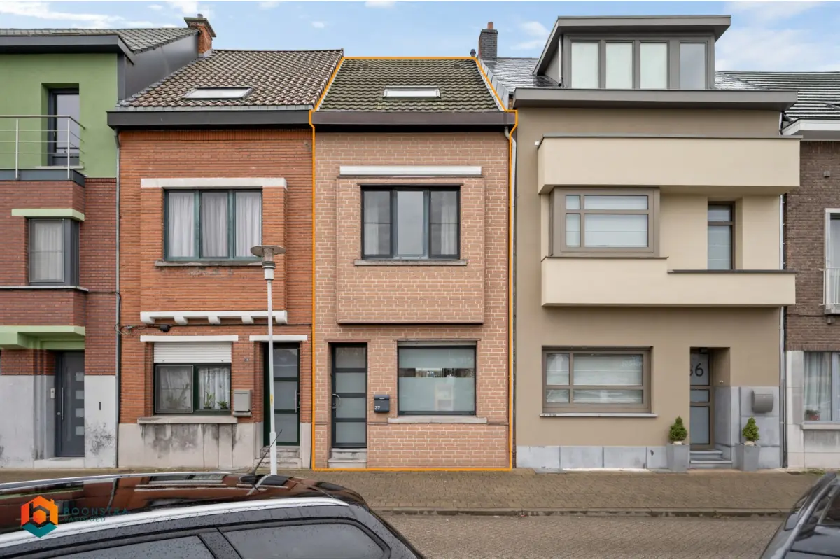 Huis te  koop in Willebroek 2830 345000.00€ 4 slaapkamers 188.00m² - Zoekertje 676805