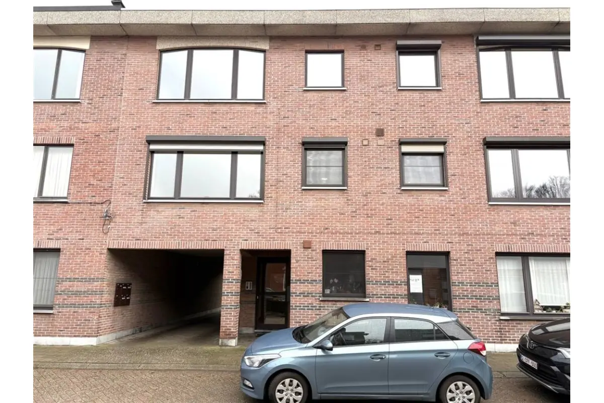 Appartement te  huur in Brasschaat 2930 950.00€ 2 slaapkamers 102.00m² - Zoekertje 677681
