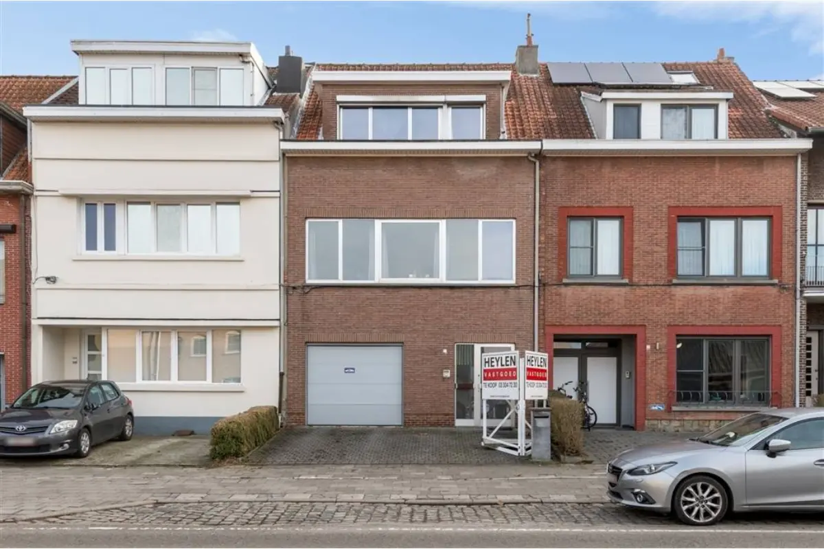 Huis te  koop in Edegem 2650 425000.00€ 3 slaapkamers 217.00m² - Zoekertje 678065