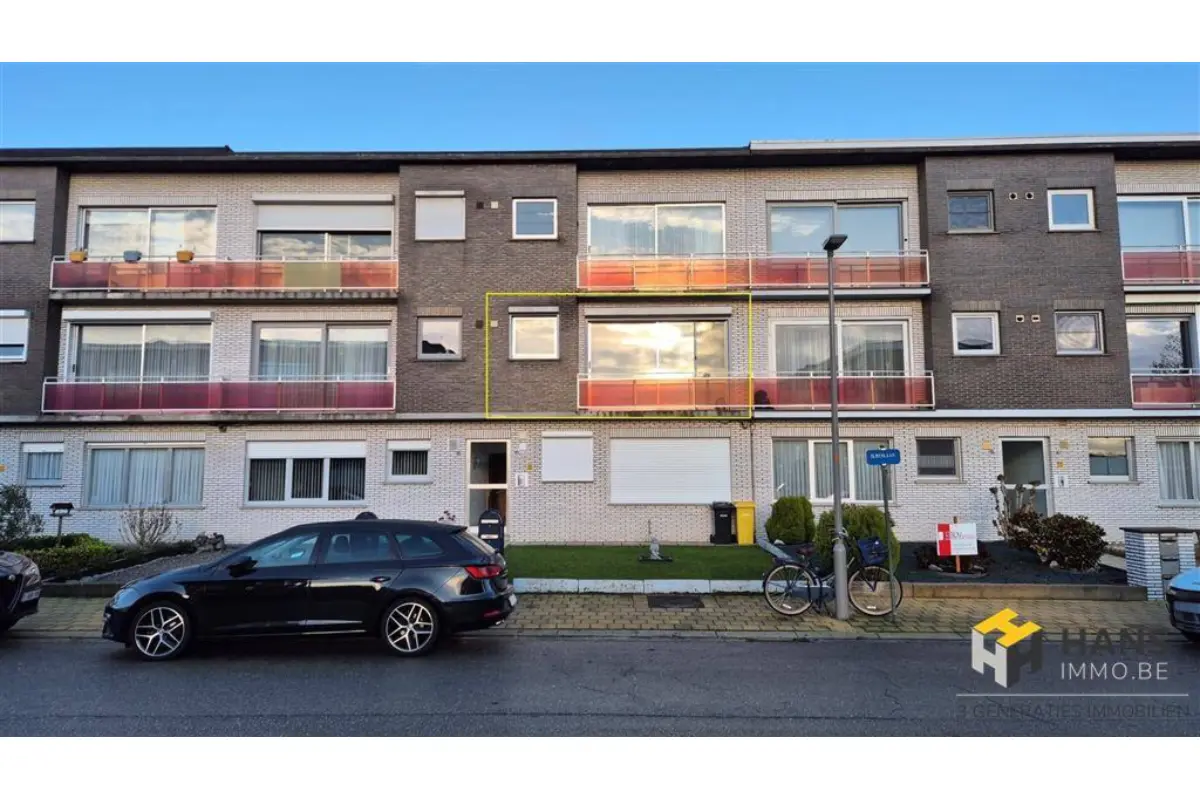 Appartement te  in Hoevenen 2940 890.00€ 2 slaapkamers 86.00m² - Zoekertje 678160