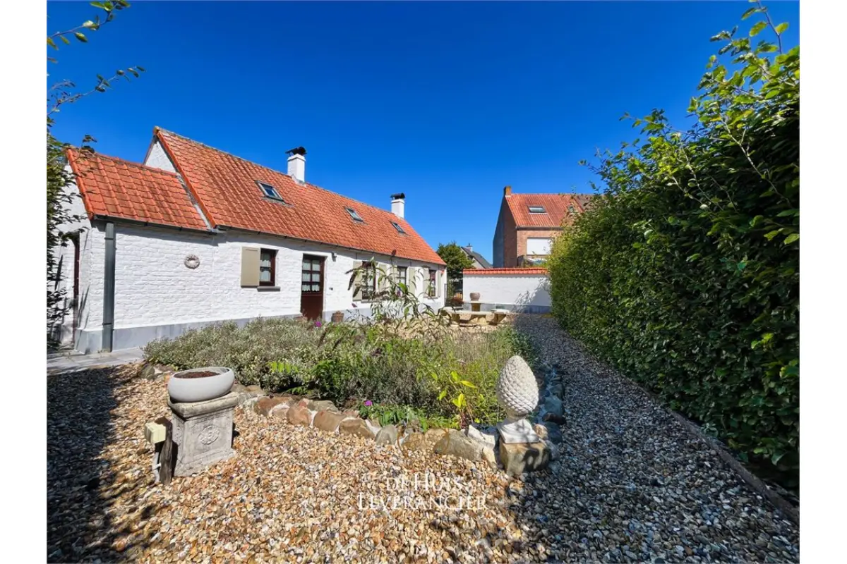 Huis te  in Koksijde 8670 497200.00€ 4 slaapkamers 142.00m² - Zoekertje 677746