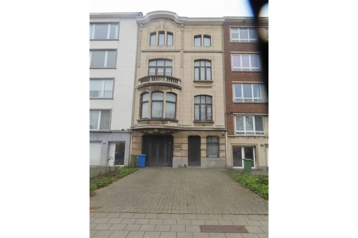 Huis te  huur in Antwerpen 2000 2650.00€ 7 slaapkamers 468.00m² - Zoekertje 678143