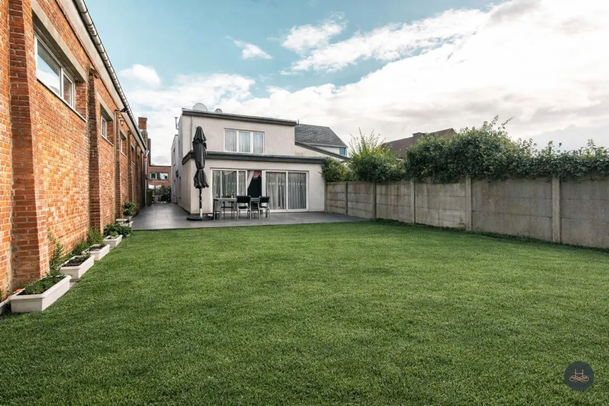 Huis te  koop in Lier 2500 429500.00€ 3 slaapkamers 263.00m² - Zoekertje 679378