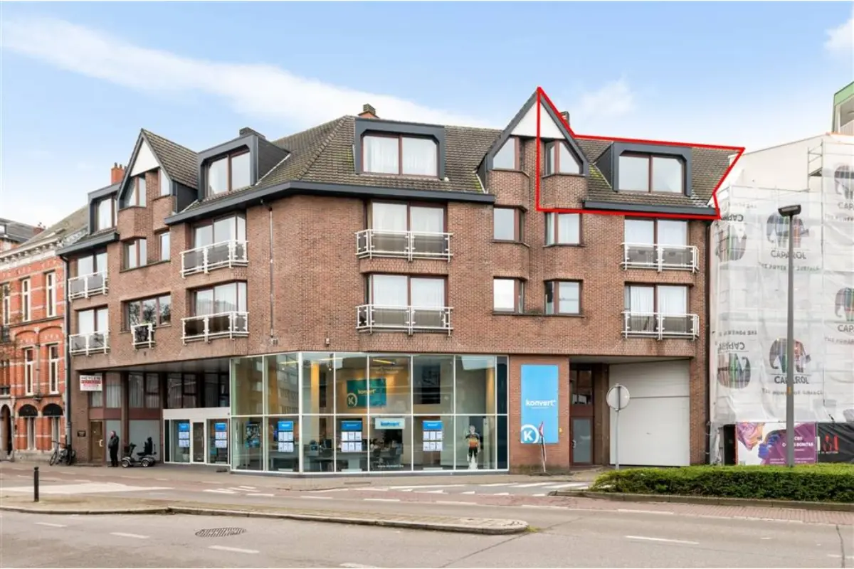 Appartement te  koop in Turnhout 2300 199000.00€  slaapkamers 122.00m² - Zoekertje 678549