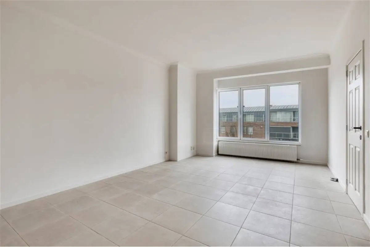 Appartement te  koop in Berchem 2600 275000.00€ 2 slaapkamers 78.00m² - Zoekertje 678556