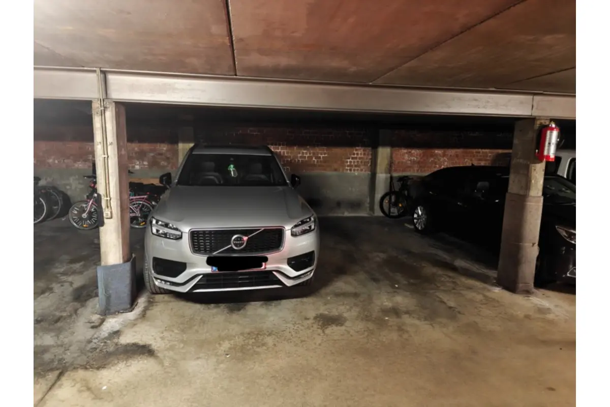 Parking te  huur in Deurne 2100 95.00€  slaapkamers m² - Zoekertje 678439