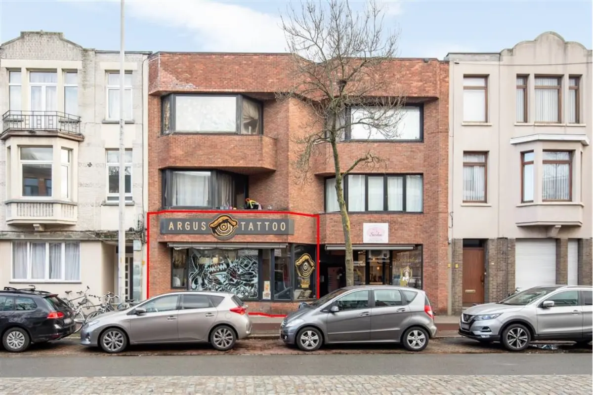Handelszaak te  koop in Berchem 2600 249000.00€  slaapkamers 130.00m² - Zoekertje 679170