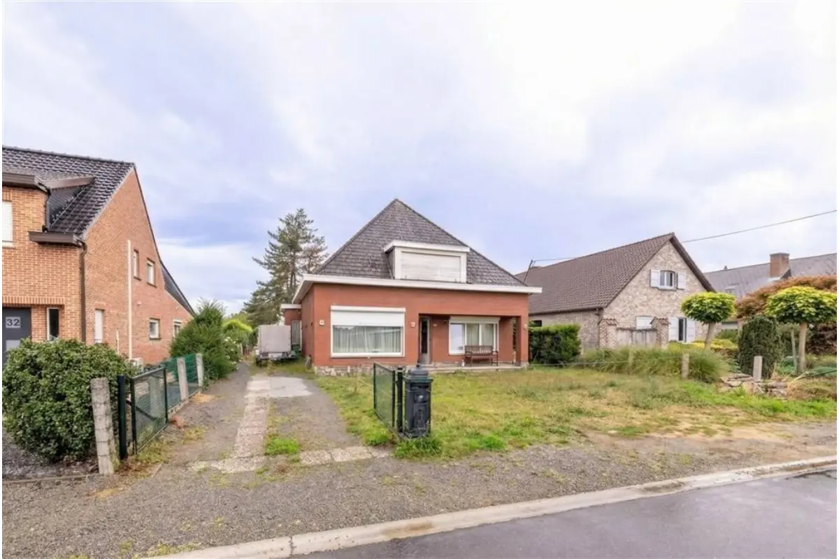 Huis te  koop in Heist-op-den-Berg 2220 279000.00€ 3 slaapkamers 173.00m² - Zoekertje 679648