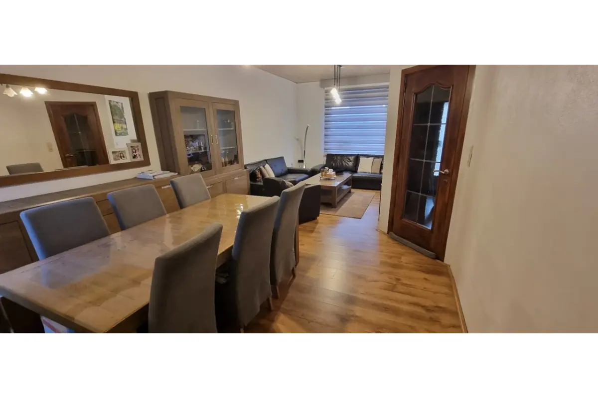 Huis te  koop in Borsbeek 2150 269000.00€ 2 slaapkamers 95.00m² - Zoekertje 682084
