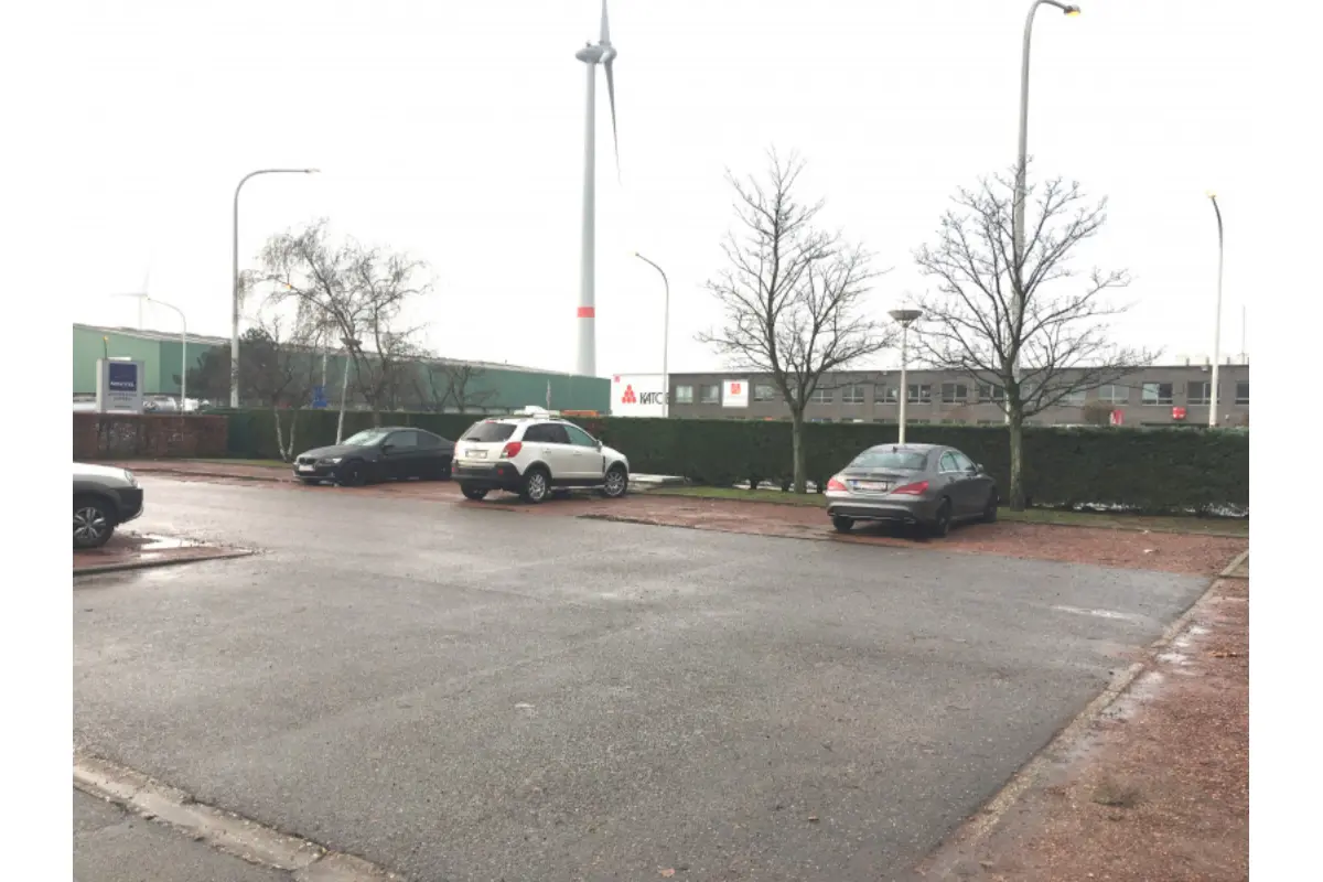 Parking te  huur in Antwerpen 2030 70.00€  slaapkamers m² - Zoekertje 681689
