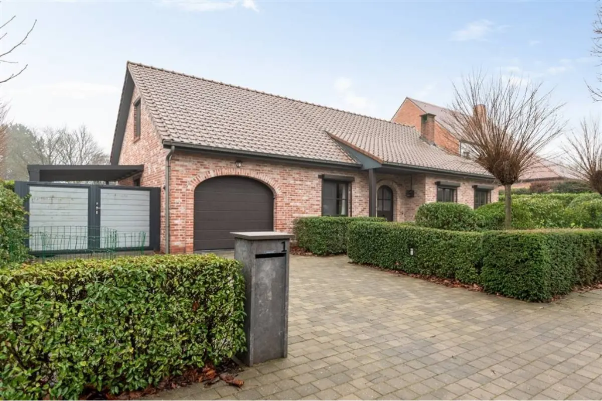 Huis te  koop in Kalmthout 2920 595000.00€ 3 slaapkamers 170.00m² - Zoekertje 682216