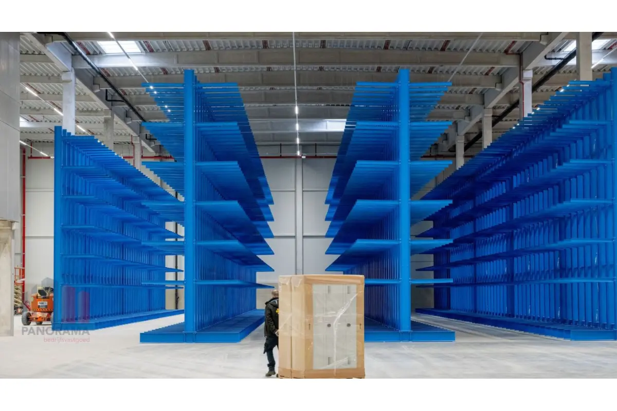 Handelszaak te  huur in Boom 2850 0.00€  slaapkamers 25942.00m² - Zoekertje 682710