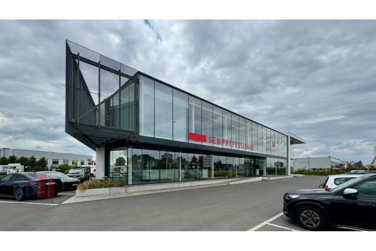 Handelszaak te  huur in Aartselaar 2630 17595.00€  slaapkamers 2210.00m² - Zoekertje 682740