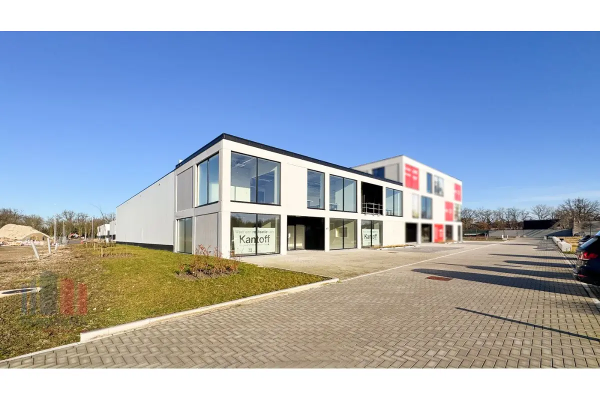 Handelszaak te  huur in Schoten 2900 19000.00€  slaapkamers 1690.00m² - Zoekertje 682741