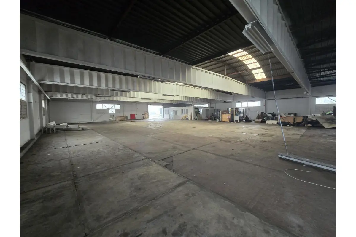 Handelszaak te  huur in Mechelen 2800 3500.00€  slaapkamers 840.00m² - Zoekertje 684921