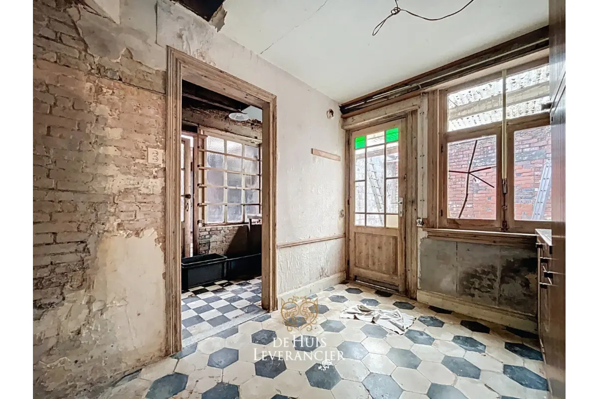 Huis te  koop in Kontich 2550 399900.00€  slaapkamers 260.00m² - Zoekertje 684486