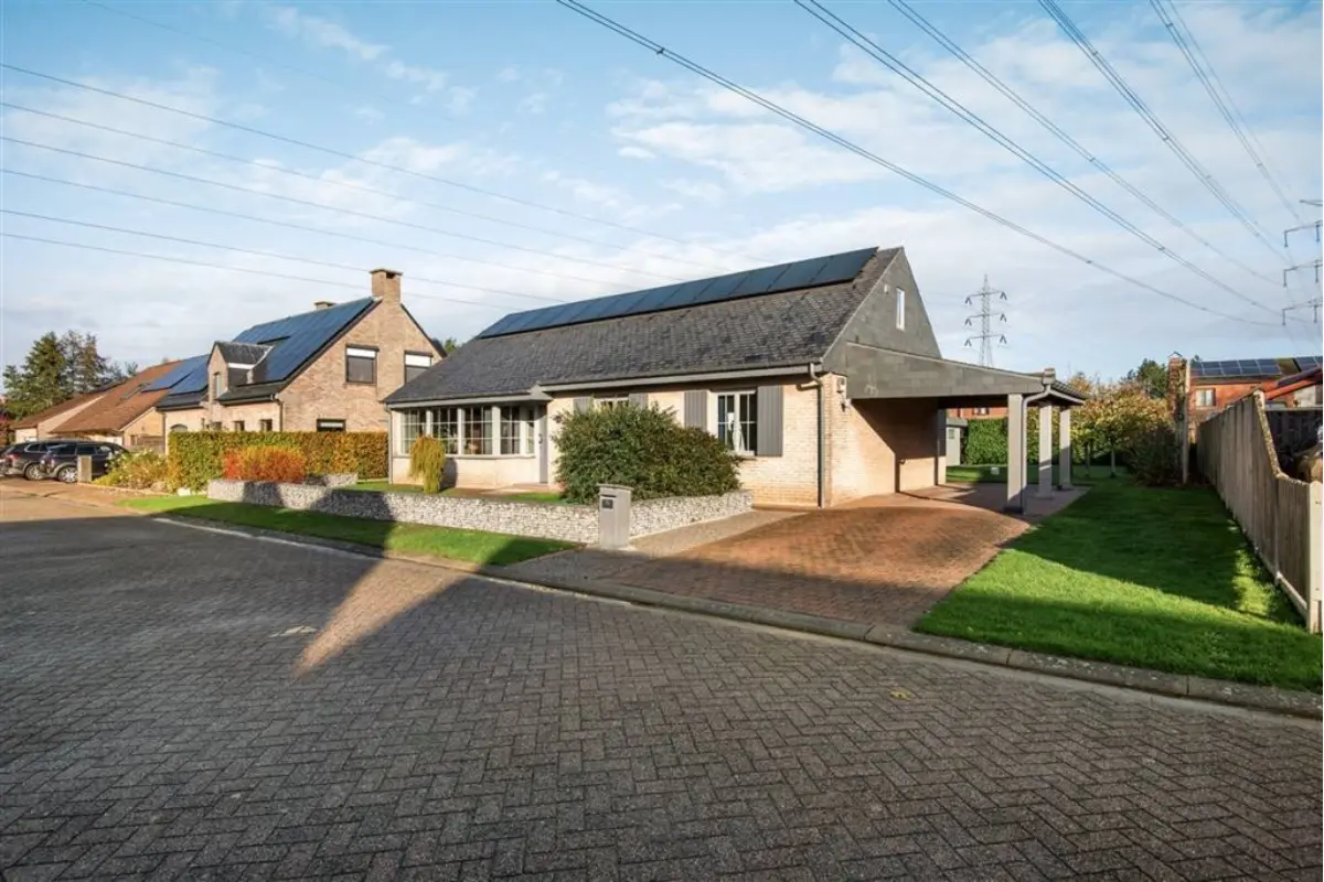 Villa te  koop in Kontich 2550 589000.00€ 3 slaapkamers 171.00m² - Zoekertje 686598