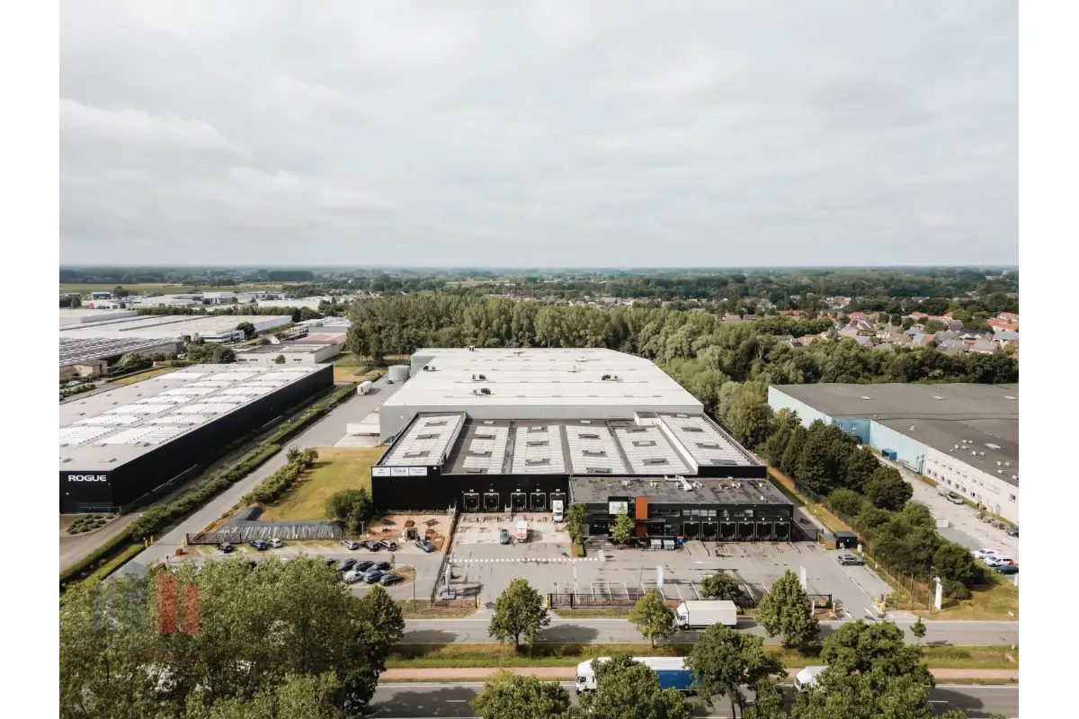 Handelszaak te  huur in Bornem 2880 92709.00€  slaapkamers 17947.00m² - Zoekertje 685928