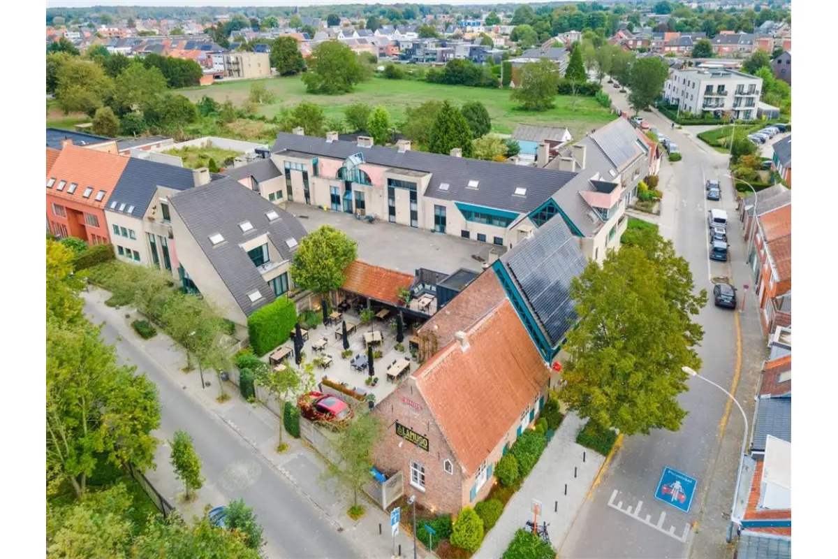 Handelszaak te  koop in Turnhout 2300 1180000.00€ 3 slaapkamers 490.00m² - Zoekertje 686498