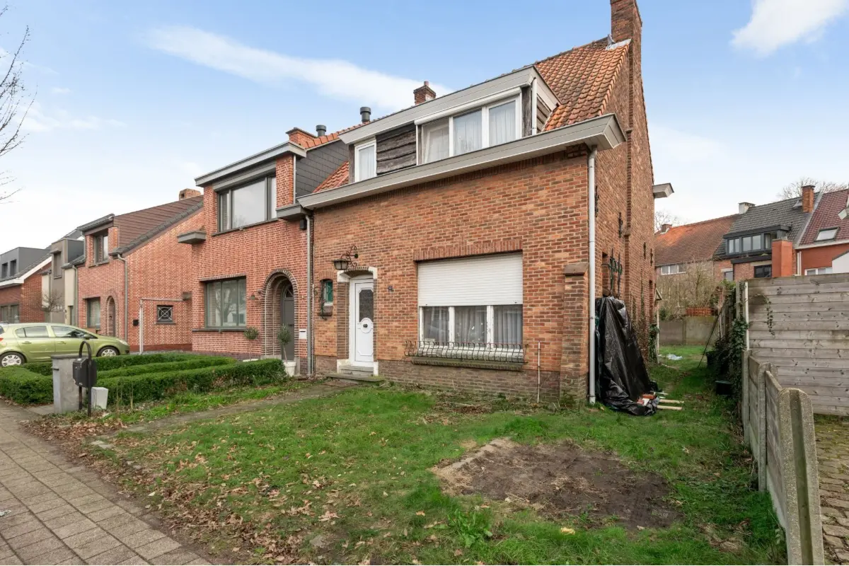 Huis te  koop in Wommelgem 2160 329000.00€ 3 slaapkamers 126.00m² - Zoekertje 686237