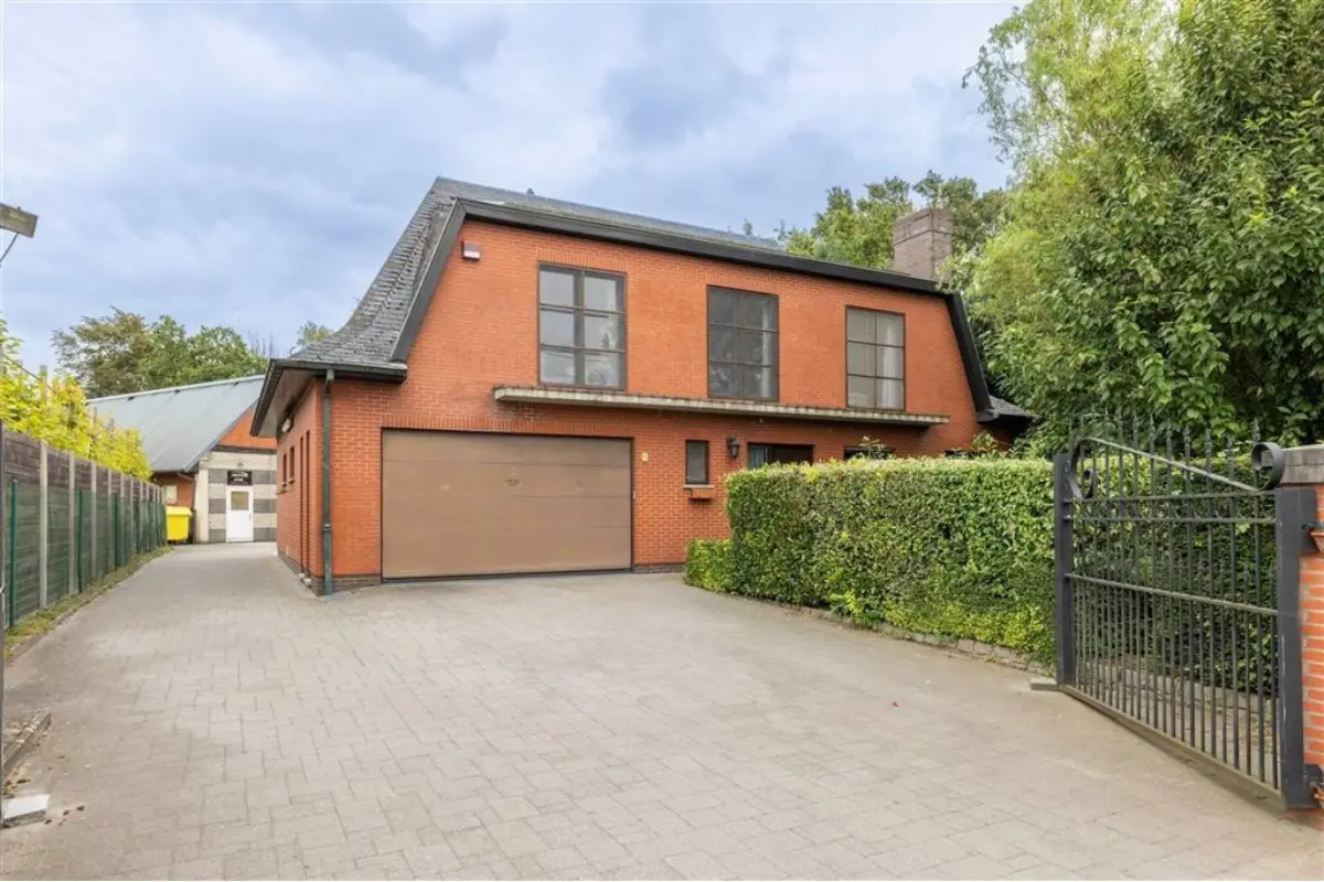Huis te  koop in Heist-op-den-Berg 2220 595000.00€ 4 slaapkamers 251.00m² - Zoekertje 686565