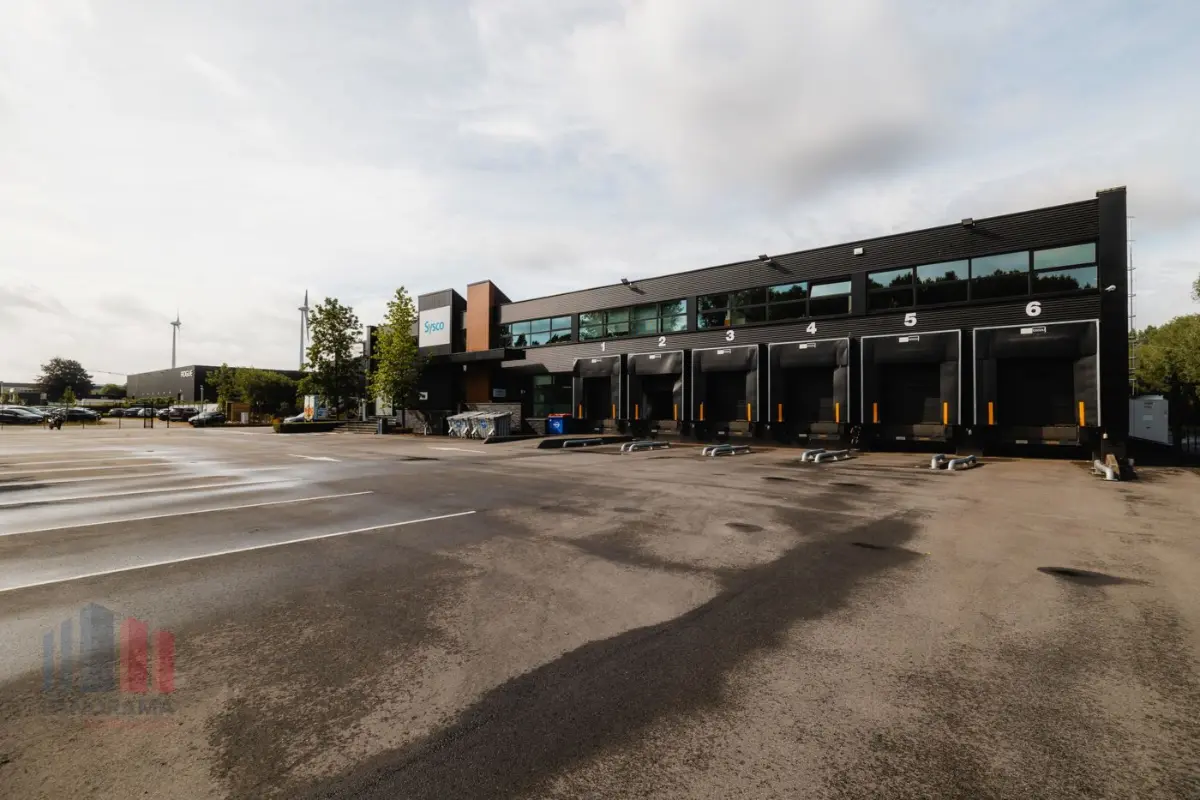 Handelszaak te  huur in Bornem 2880 15685.00€  slaapkamers m² - Zoekertje 685927