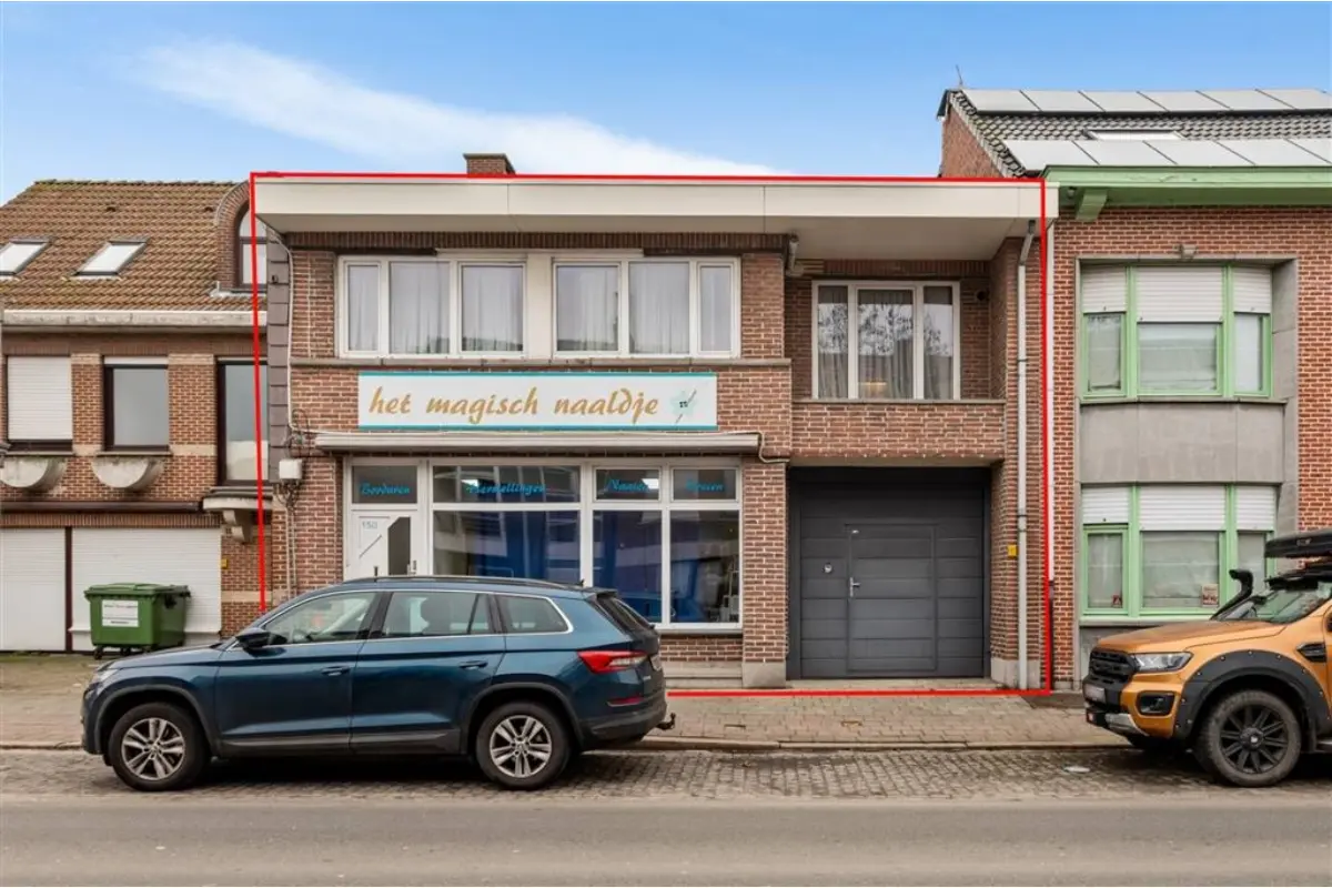 Handelszaak te  koop in Kapellen 2950 295000.00€ 2 slaapkamers 236.00m² - Zoekertje 685830
