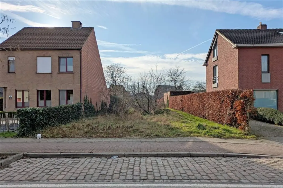 Grond te  koop in Wuustwezel 2990 215000.00€  slaapkamers m² - Zoekertje 686006